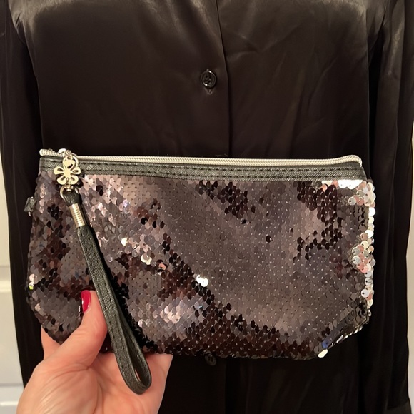 ZARA NWT blk satin button down collar blouse with wide cuff - Picture 6 of 7